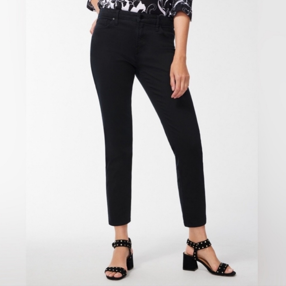 CHICO'S So Slimming Black Ankle Jeans Like New